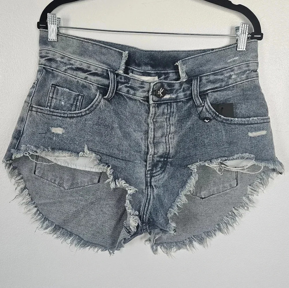 NWT Rocky rollers high cut notch waist distressed‎ jean shorts size 29 - Picture 2 of 7
